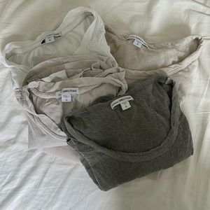 James Perse size 0 bundle 3 t shirts and one raglan cream sweatshirt